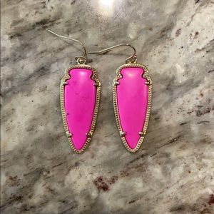 Kendra Scott hot pink mini arrowhead earrings